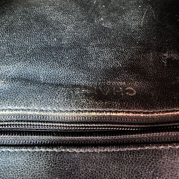 CHANEL Brown Quilted Shoulder Bag with Gold Accents - Picture 13 of 16